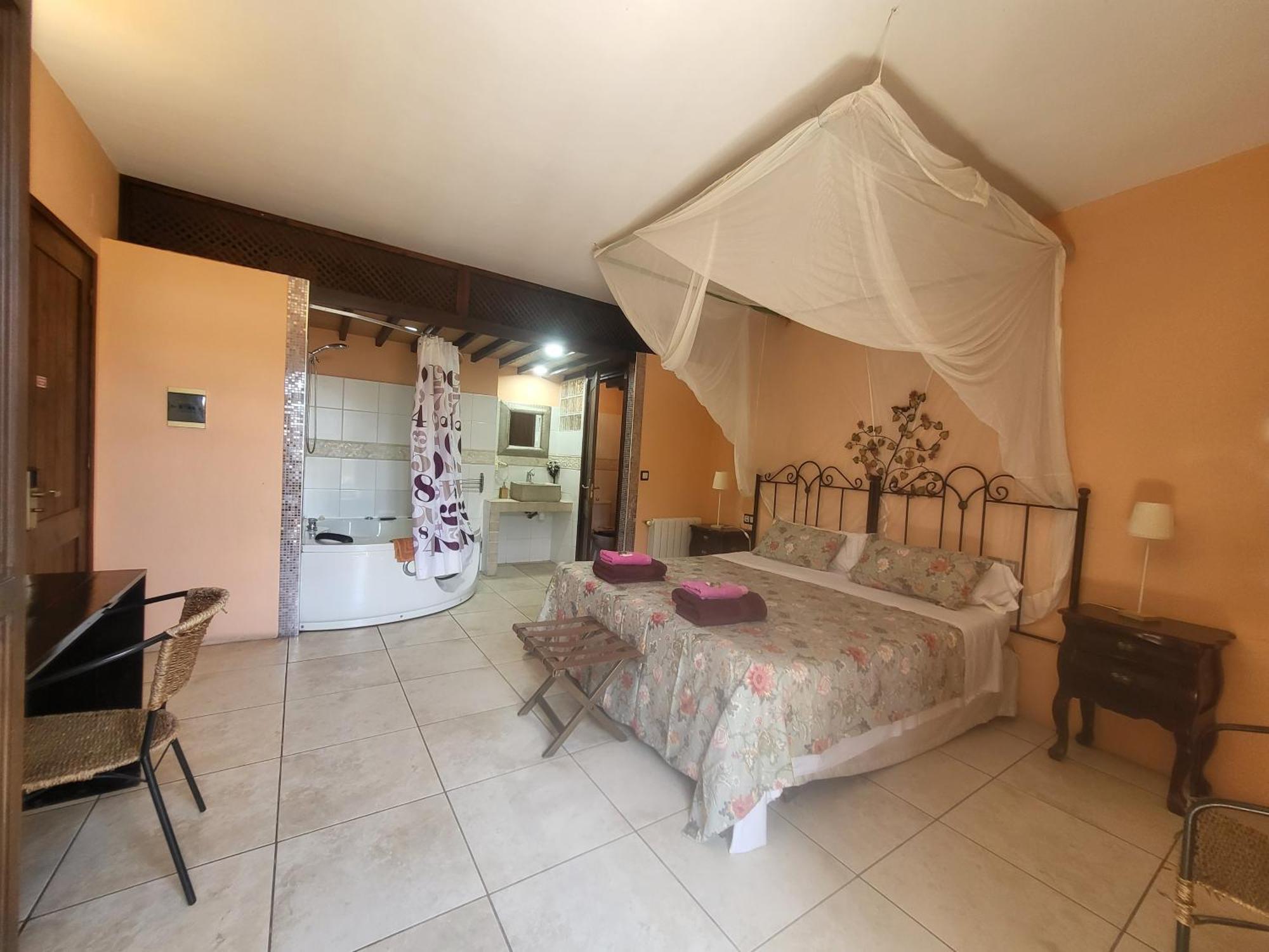 Hotel Pasteral Riu Ter La Cellera de Ter Luaran gambar